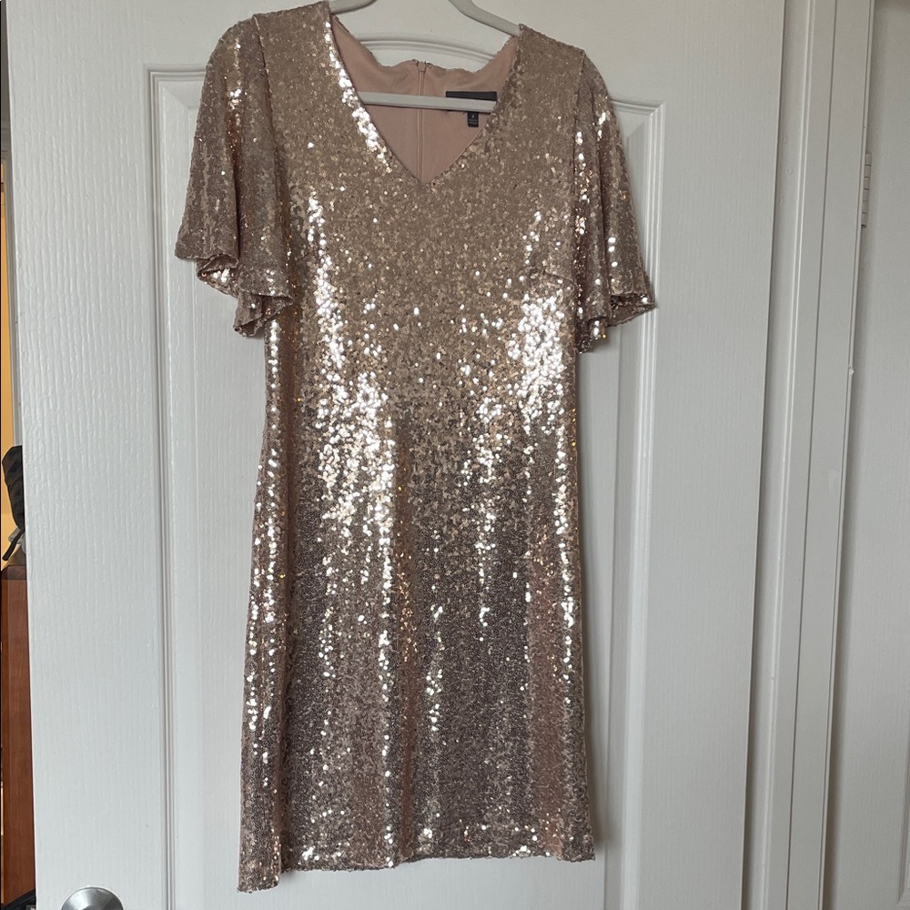 Donna Ricco NY Size 8 Rose Champagne Gold Sequin Dress Bridal Party NYE Date